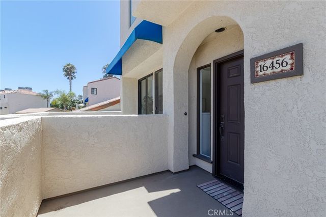16456 Germain Circle 223, Huntington Beach, CA 92649