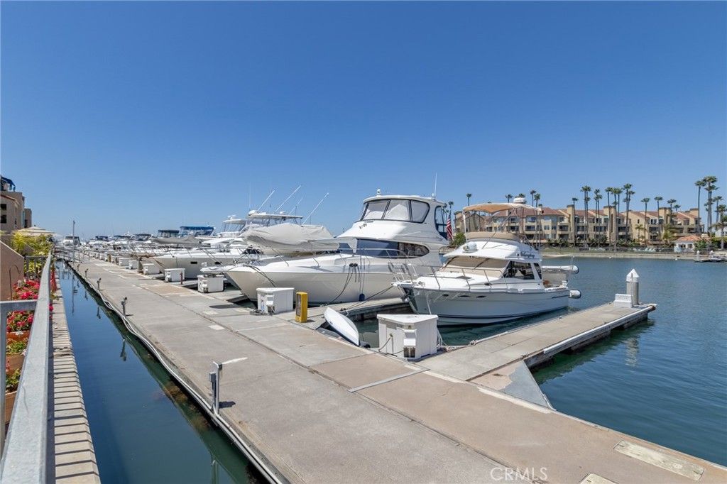 16456 Germain Circle 223, Huntington Beach, CA 92649
