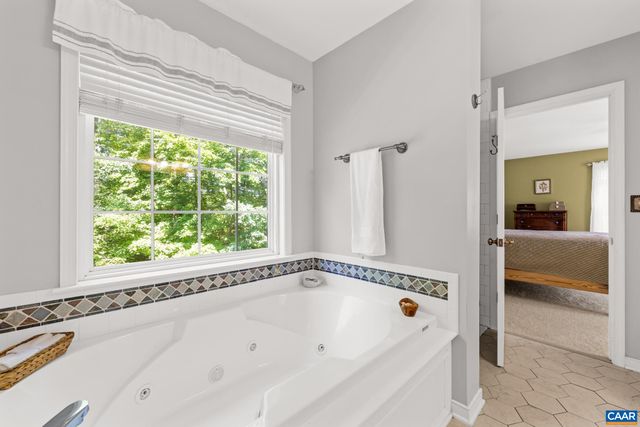 46 ROCK CREEK LN, Louisa, VA 23093