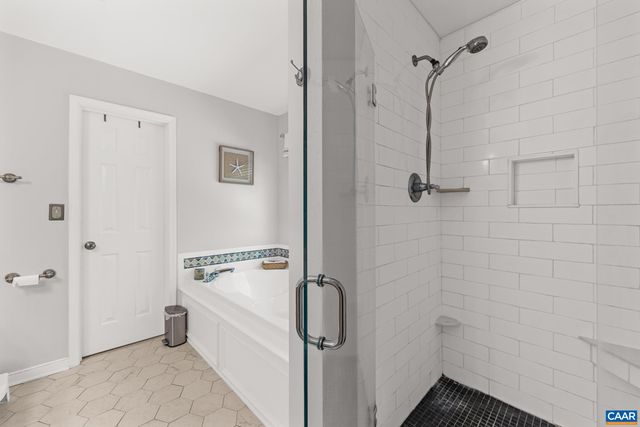 46 ROCK CREEK LN, Louisa, VA 23093