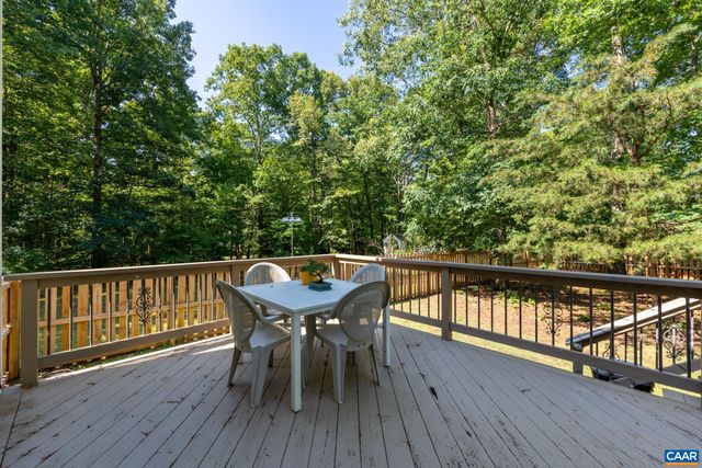 46 ROCK CREEK LN, Louisa, VA 23093