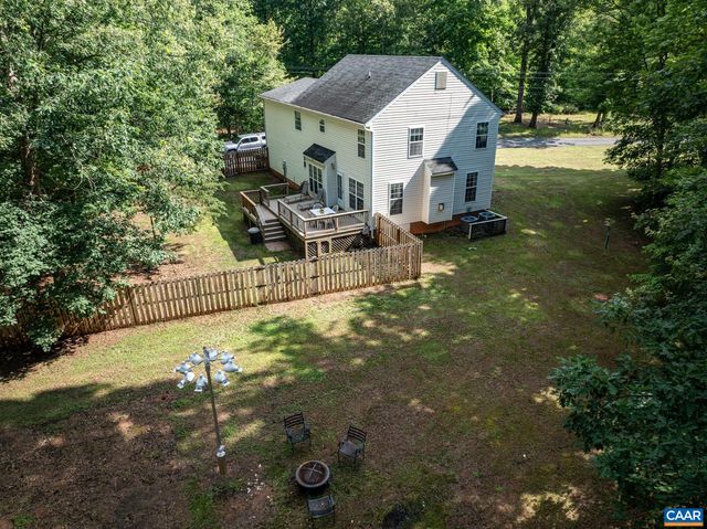 46 ROCK CREEK LN, Louisa, VA 23093