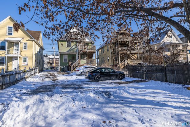 795 Brewster Street 3rd floor, Bridgeport, CT 06605