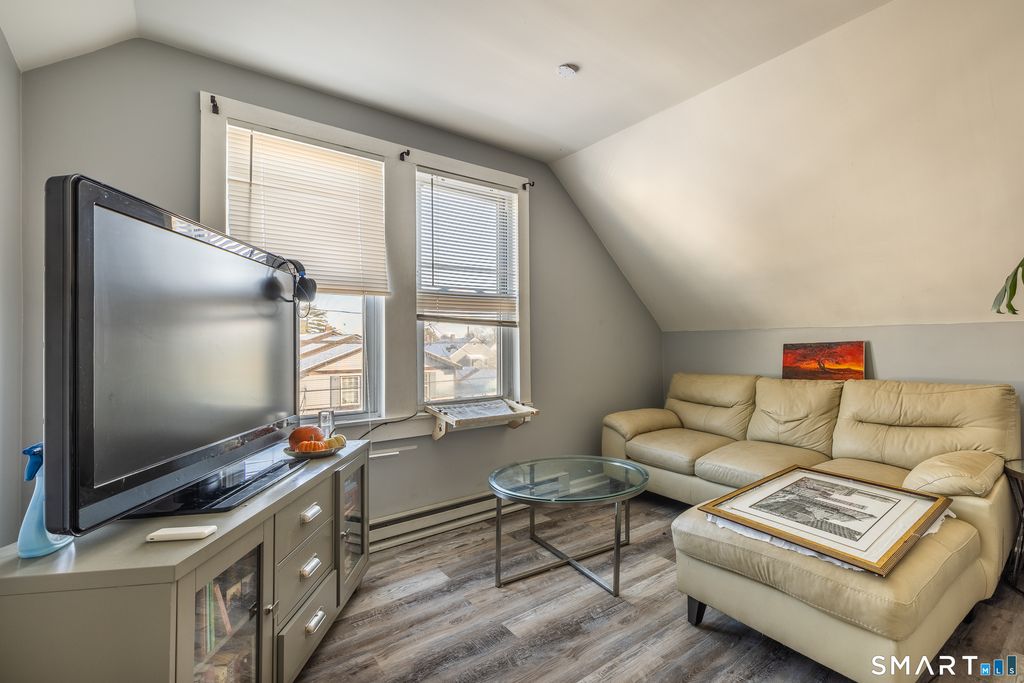 795 Brewster Street 3rd floor, Bridgeport, CT 06605