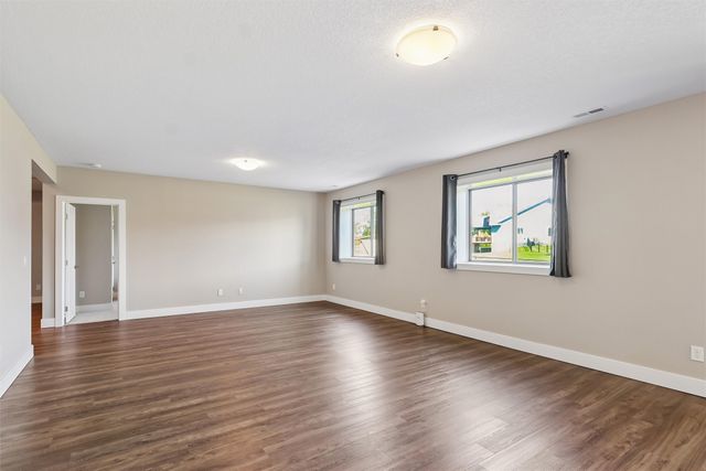 1309 NW 5th Street, Grimes, IA 50111