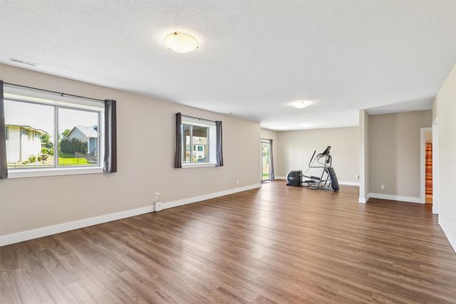 1309 NW 5th Street, Grimes, IA 50111