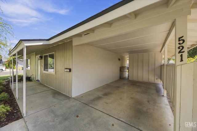 521 Oak Fair Way, Bakersfield, CA 93309