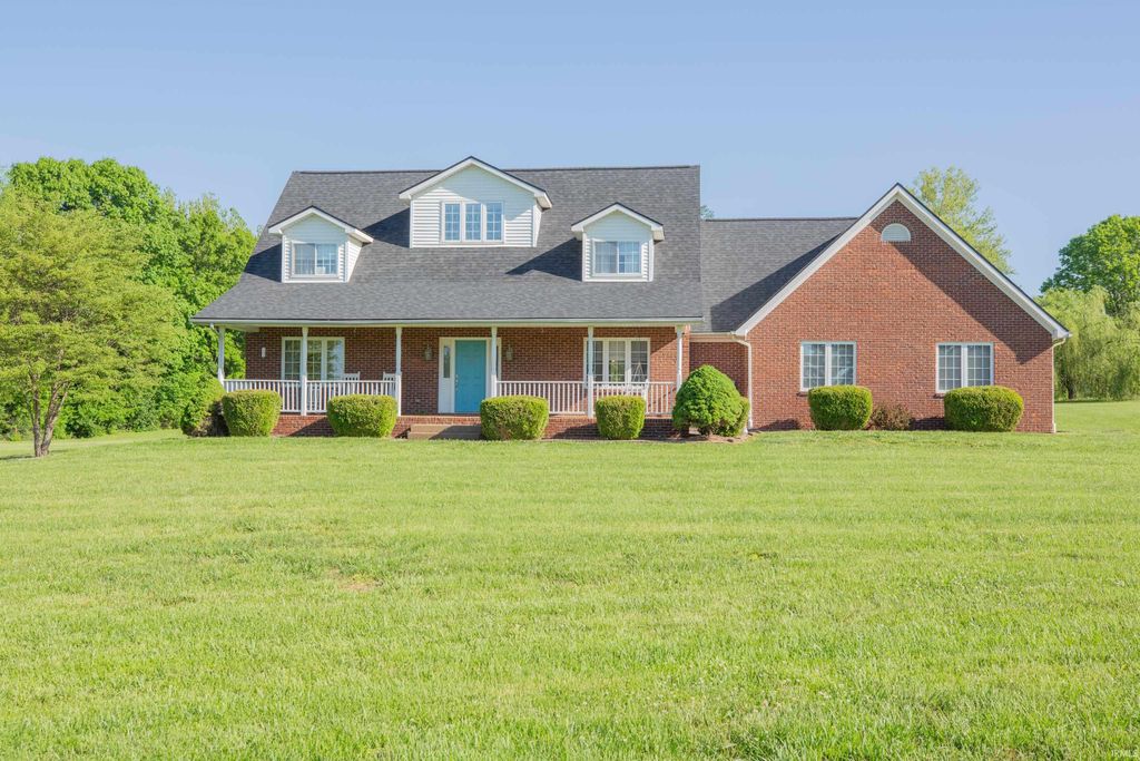 8910 Ridge View Lane, Mount Vernon, IN 47620