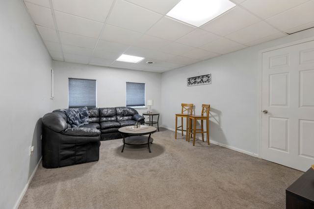 18283 Kirby Drive, Tinley Park, IL 60487