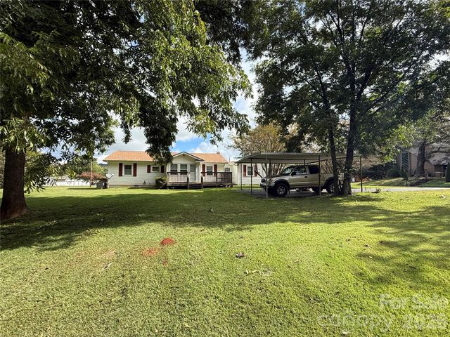 168 Walker Street, Columbus, NC 28722