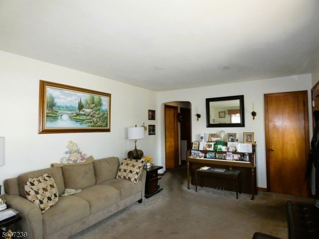 633 S Lincoln Ave, Woodbridge Twp., NJ 07095
