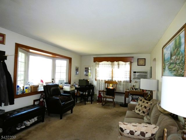 633 S Lincoln Ave, Woodbridge Twp., NJ 07095