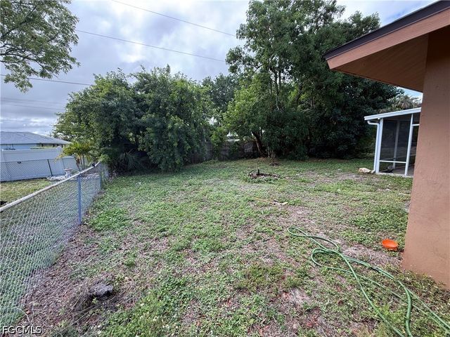 3918 Palm Tree BLVD, Cape Coral, FL 33904