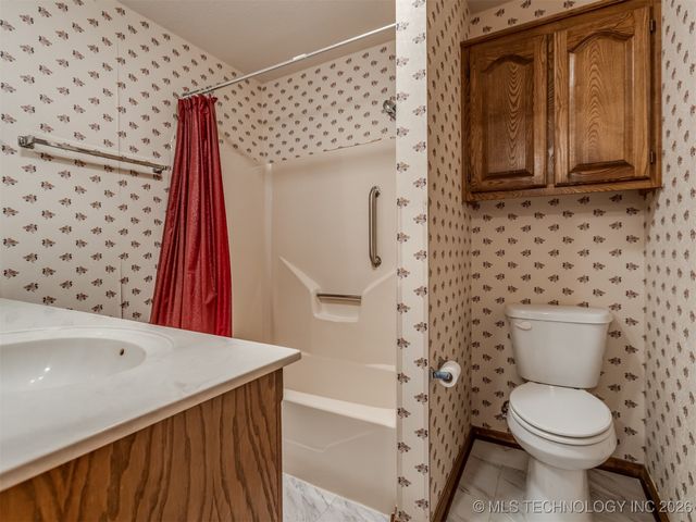 1509 S Cypress Avenue, Broken Arrow, OK 74012