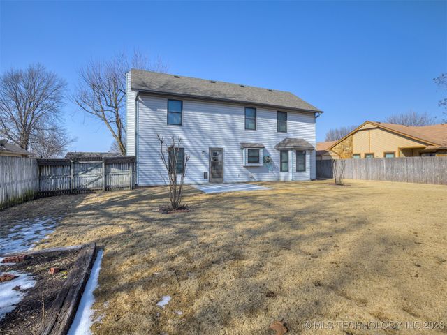 1509 S Cypress Avenue, Broken Arrow, OK 74012