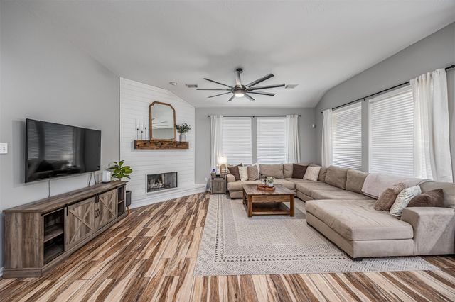 7035 Fountain Lilly Drive, Humble, TX 77346
