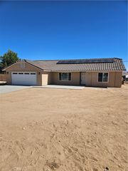 18994 Vine Street, Hesperia, CA 92345