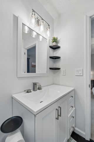 387 Huntington Ridge Dr, Nashville, TN 37211