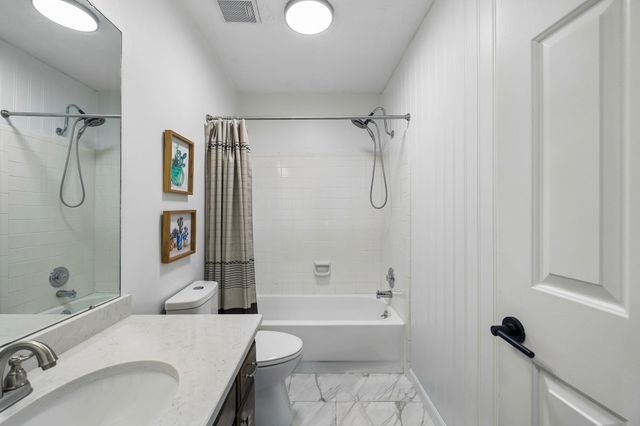 387 Huntington Ridge Dr, Nashville, TN 37211