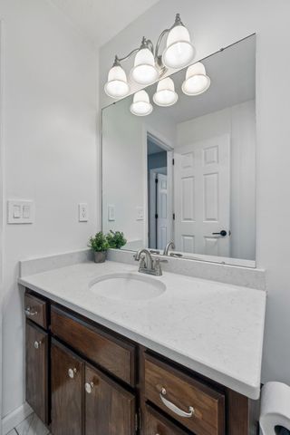 387 Huntington Ridge Dr, Nashville, TN 37211