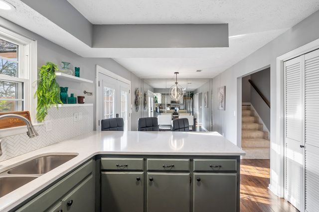 387 Huntington Ridge Dr, Nashville, TN 37211