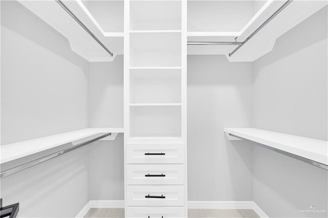 905 Magnolia Street, Mission, TX 78574