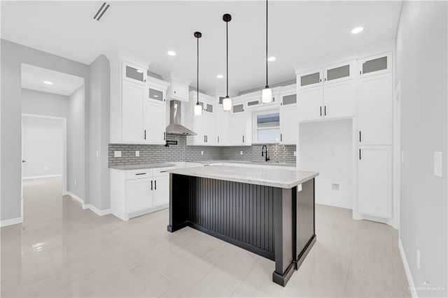 905 Magnolia Street, Mission, TX 78574