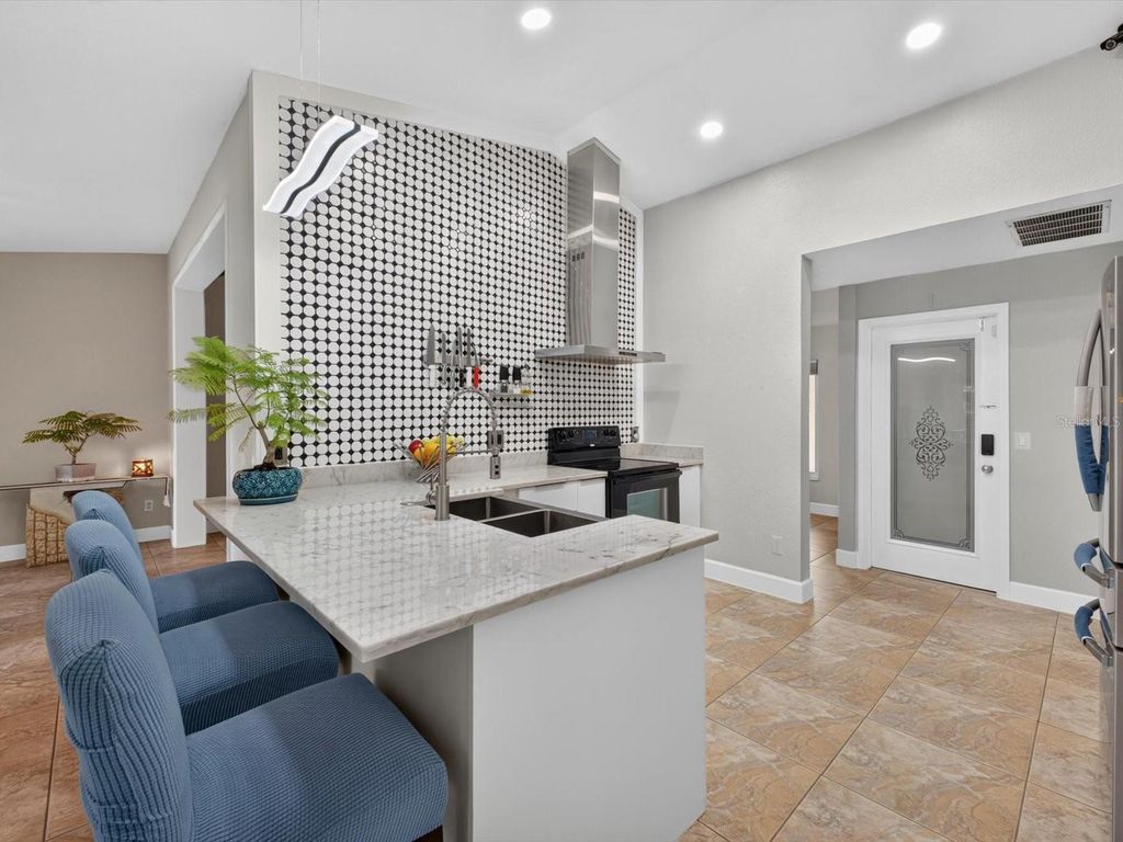 Image 16 of property listing at 2704 MUSCATELLO STREET, Orlando, FL 32837