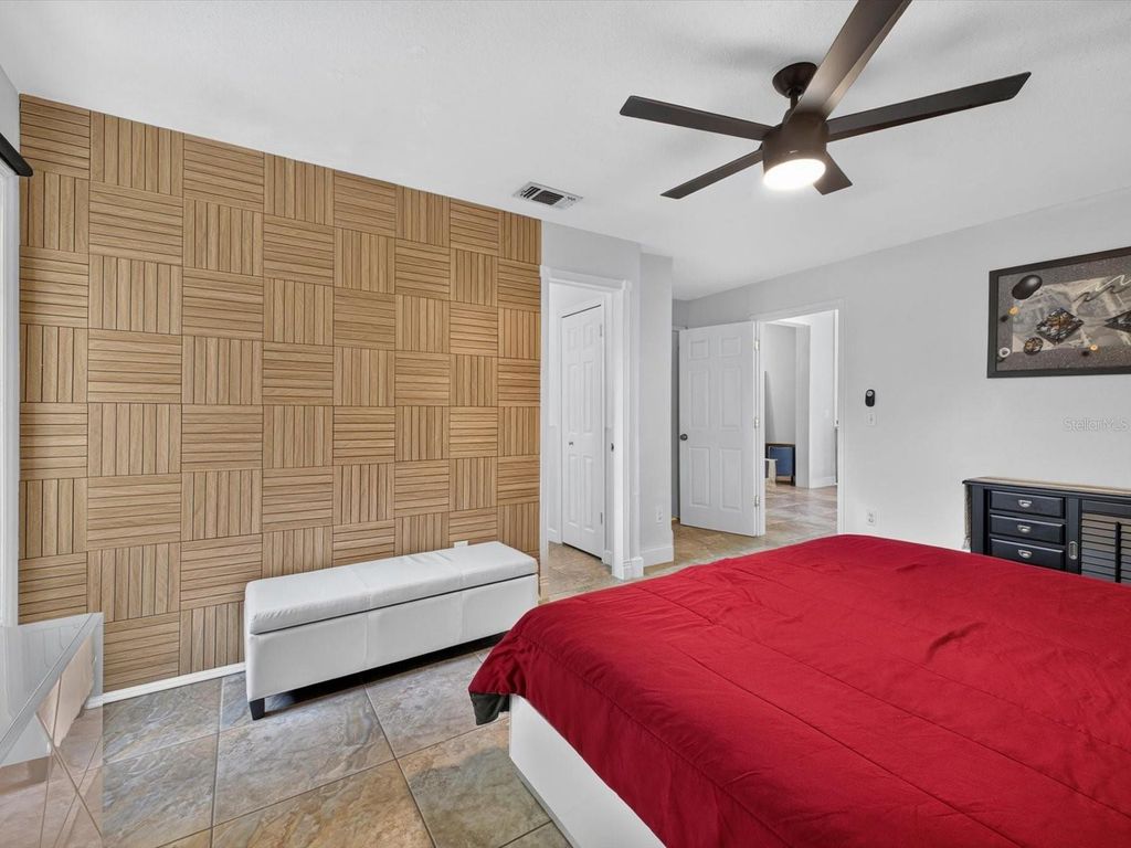 Image 25 of property listing at 2704 MUSCATELLO STREET, Orlando, FL 32837