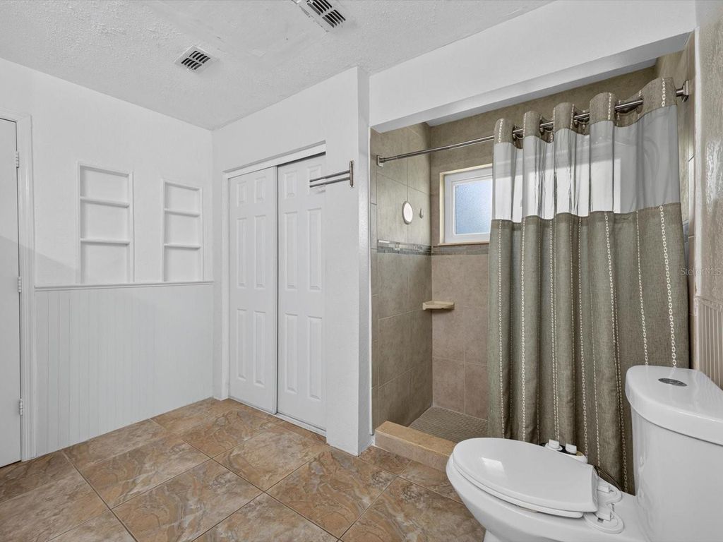 Image 27 of property listing at 2704 MUSCATELLO STREET, Orlando, FL 32837