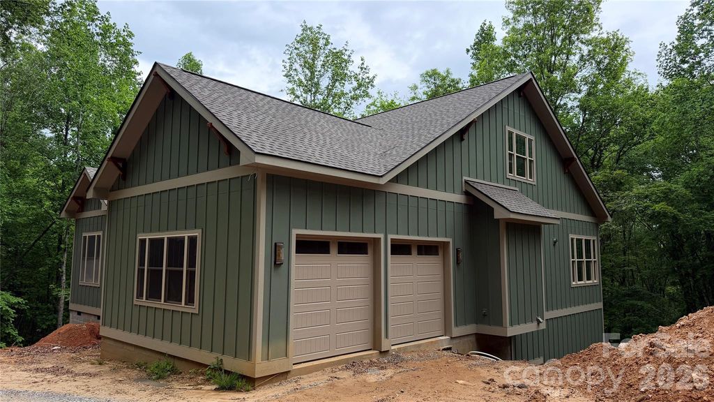 1424 N Double Knob Loop, Arden, NC 28704