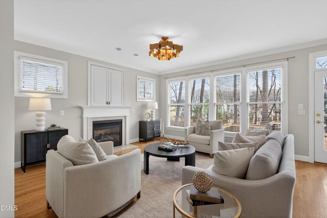 308 Wyndham Drive, Chapel Hill, NC 27516