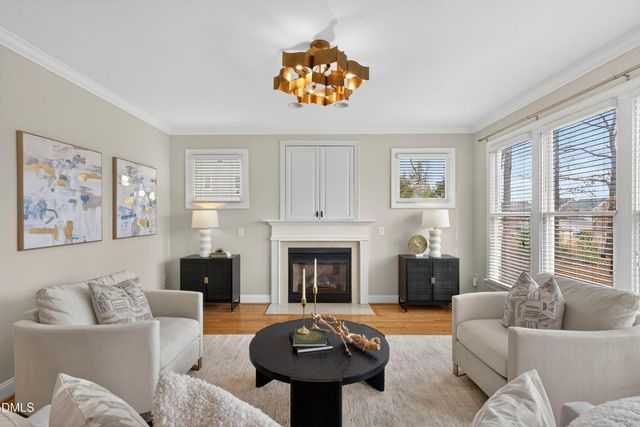 308 Wyndham Drive, Chapel Hill, NC 27516