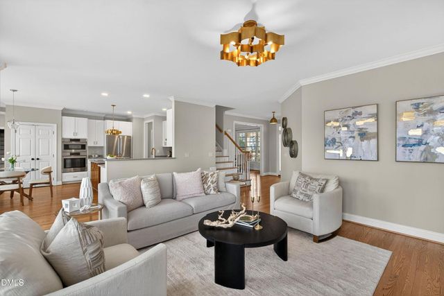 308 Wyndham Drive, Chapel Hill, NC 27516