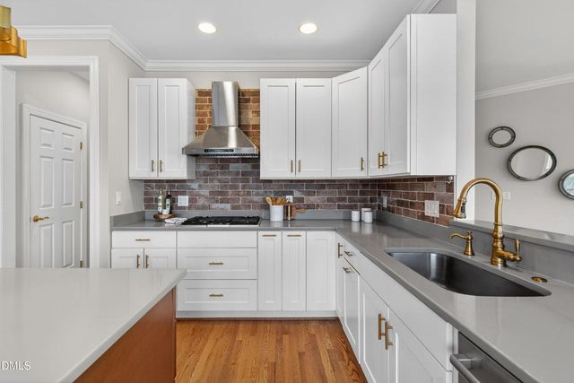 308 Wyndham Drive, Chapel Hill, NC 27516