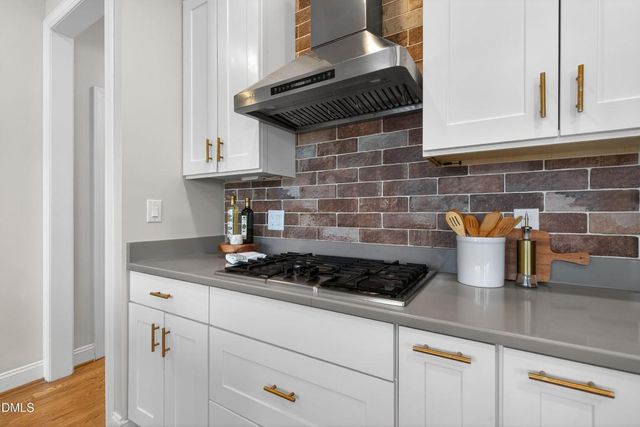 308 Wyndham Drive, Chapel Hill, NC 27516