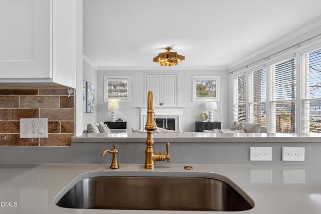 308 Wyndham Drive, Chapel Hill, NC 27516