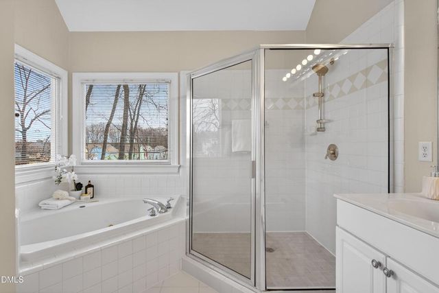 308 Wyndham Drive, Chapel Hill, NC 27516