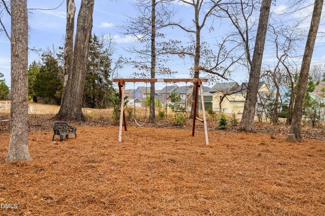 308 Wyndham Drive, Chapel Hill, NC 27516