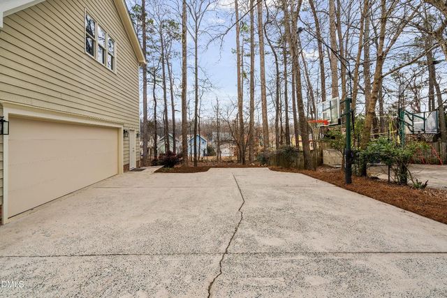 308 Wyndham Drive, Chapel Hill, NC 27516