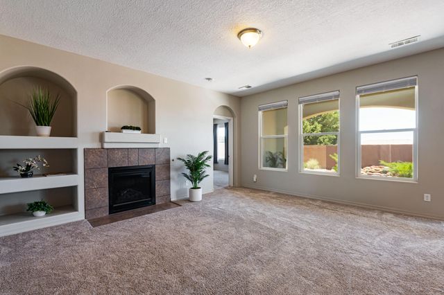 3632 Soldotna Drive NE, Rio Rancho, NM 87144