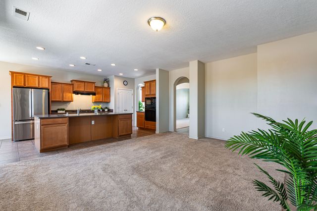 3632 Soldotna Drive NE, Rio Rancho, NM 87144