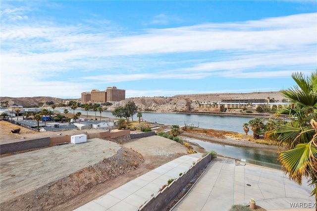 251 Moser Avenue 310, Bullhead City, AZ 86429