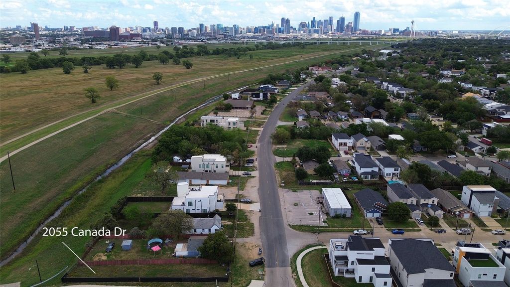 2055 Canada Drive, Dallas, TX 75212 — photo 2