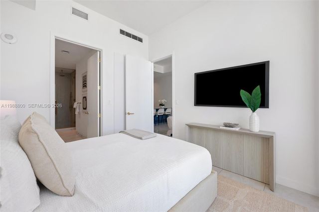 2655 S Bayshore Dr 1608, Miami, FL 33133