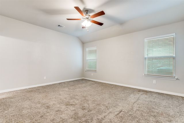 6214 Halton Dr, Aubrey, TX 76227