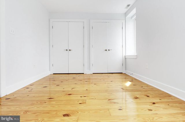 2127 CHRISTIAN ST, Philadelphia, PA 19146