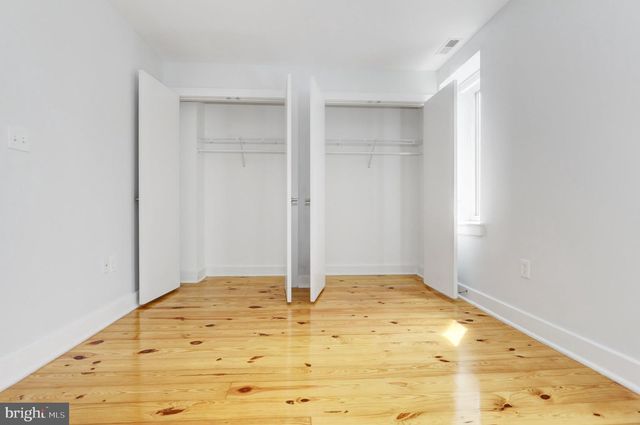 2127 CHRISTIAN ST, Philadelphia, PA 19146