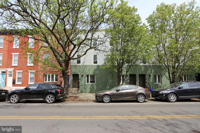 2127 CHRISTIAN ST, Philadelphia, PA 19146