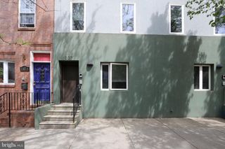 2127 CHRISTIAN ST, Philadelphia, PA 19146